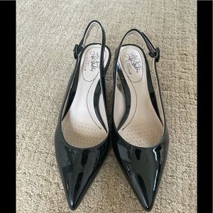 Lifestride kitten heel sling backs